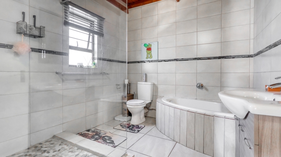 To Let 2 Bedroom Property for Rent in Sunninghill Gauteng