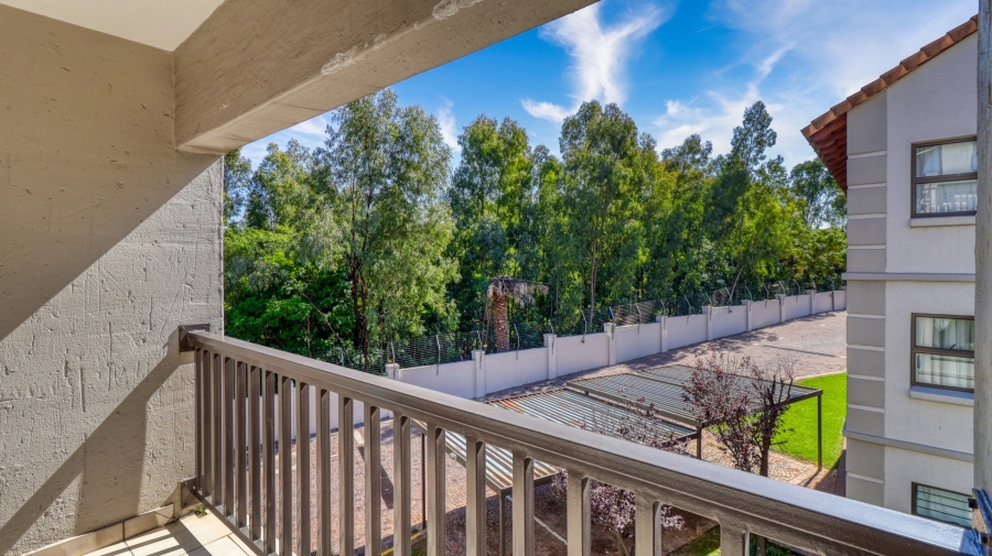 To Let 2 Bedroom Property for Rent in Sunninghill Gauteng