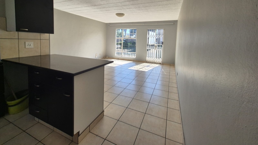 2 Bedroom Property for Sale in Ravenswood Gauteng