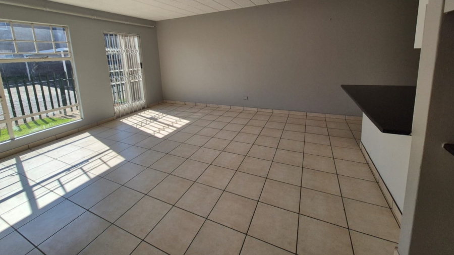 2 Bedroom Property for Sale in Ravenswood Gauteng