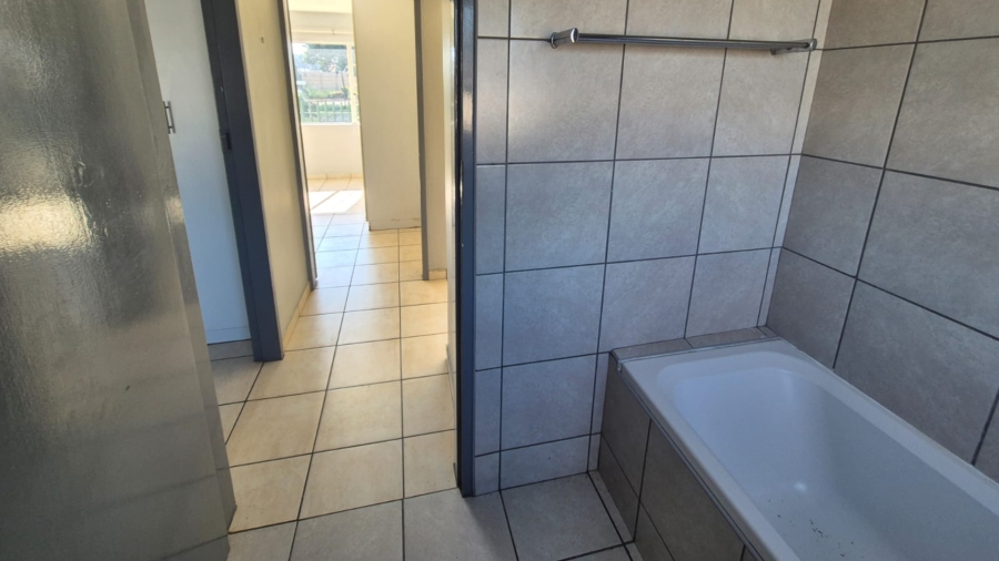 2 Bedroom Property for Sale in Ravenswood Gauteng