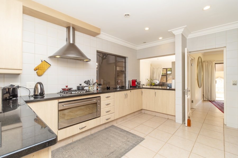 To Let 3 Bedroom Property for Rent in River Club Gauteng