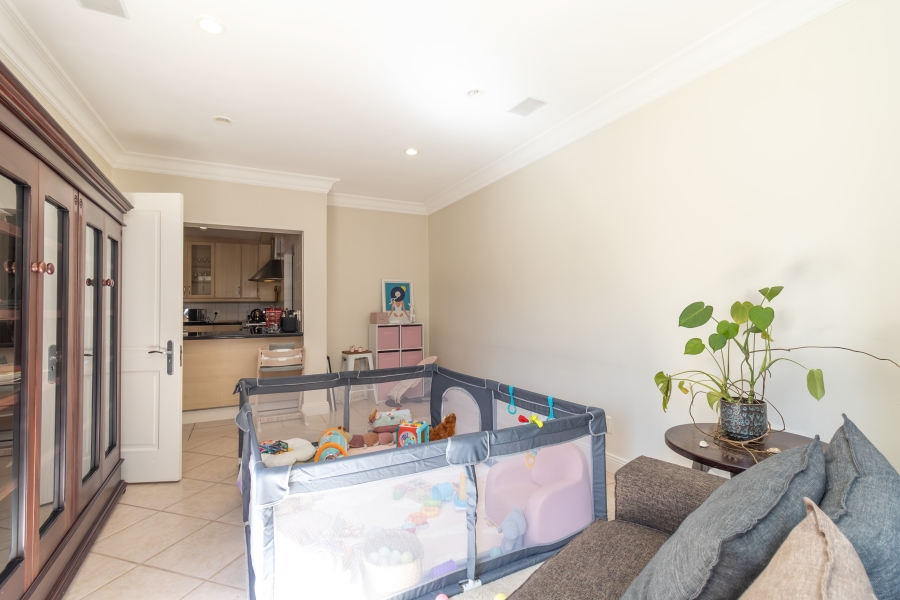 To Let 3 Bedroom Property for Rent in River Club Gauteng