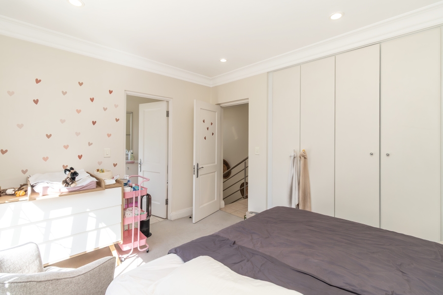 To Let 3 Bedroom Property for Rent in River Club Gauteng