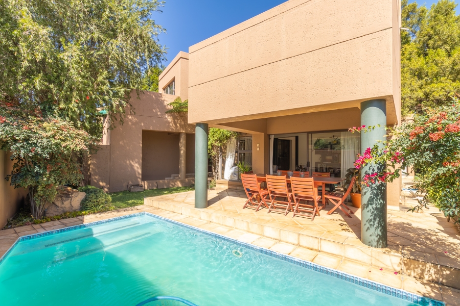 To Let 3 Bedroom Property for Rent in River Club Gauteng