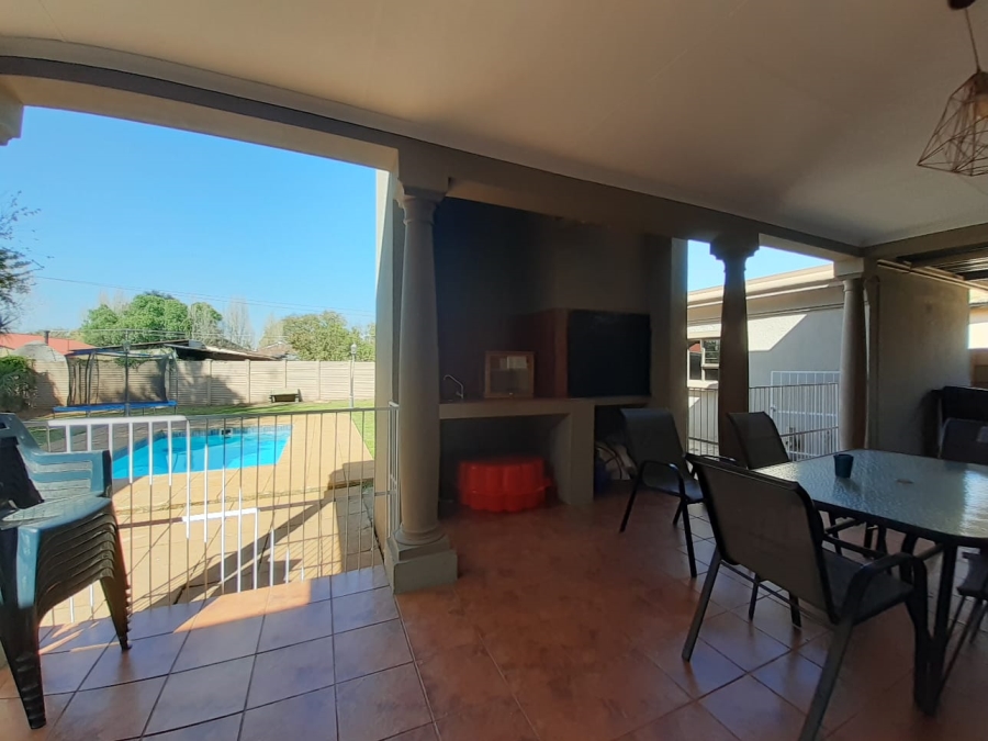 3 Bedroom Property for Sale in Meyerton Central Gauteng