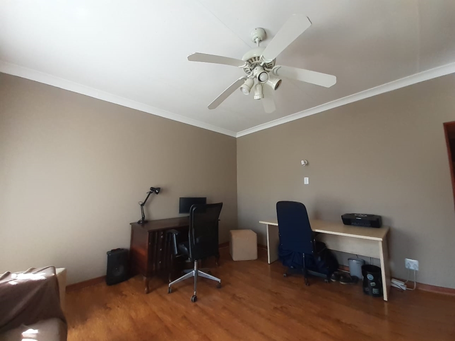 3 Bedroom Property for Sale in Meyerton Central Gauteng
