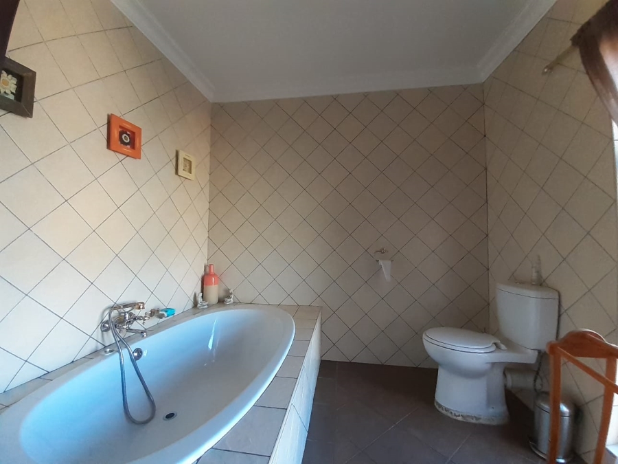 3 Bedroom Property for Sale in Meyerton Central Gauteng