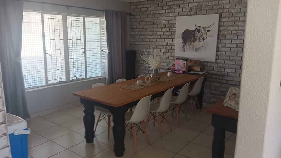 4 Bedroom Property for Sale in Edleen Gauteng