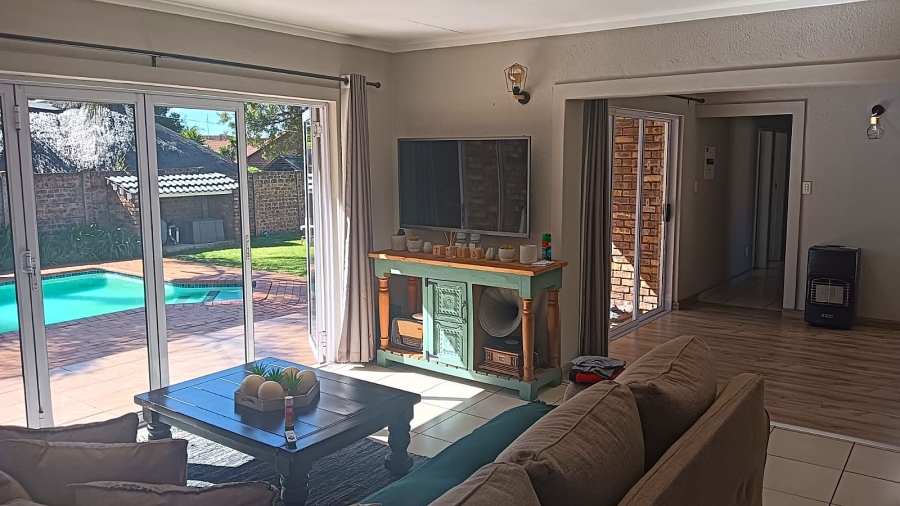 4 Bedroom Property for Sale in Edleen Gauteng