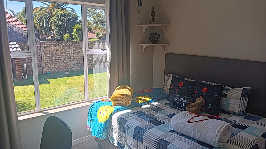 4 Bedroom Property for Sale in Edleen Gauteng