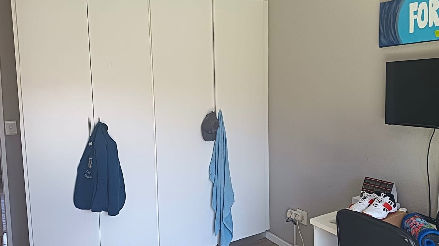4 Bedroom Property for Sale in Edleen Gauteng