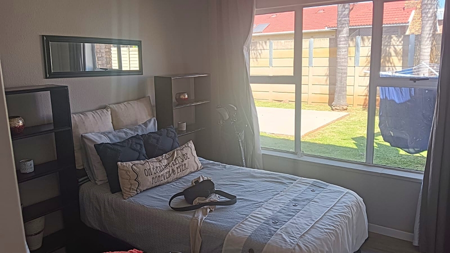 4 Bedroom Property for Sale in Edleen Gauteng