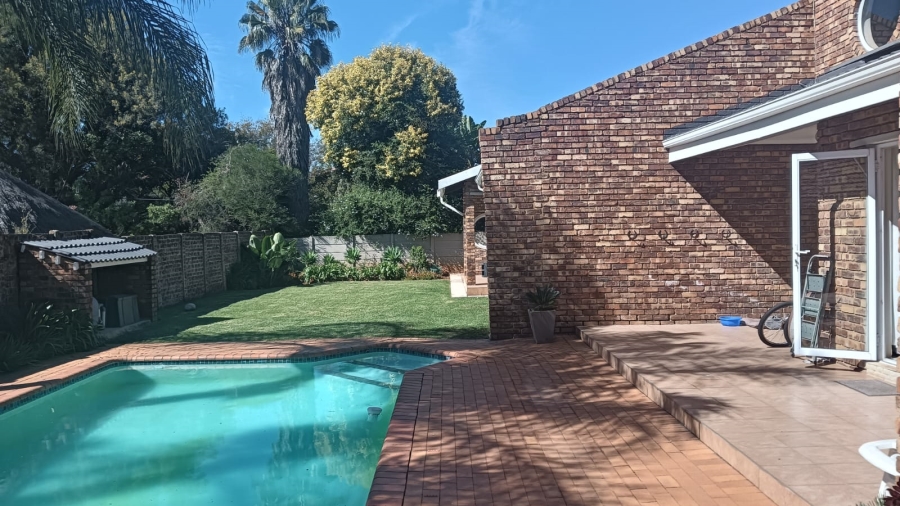 4 Bedroom Property for Sale in Edleen Gauteng