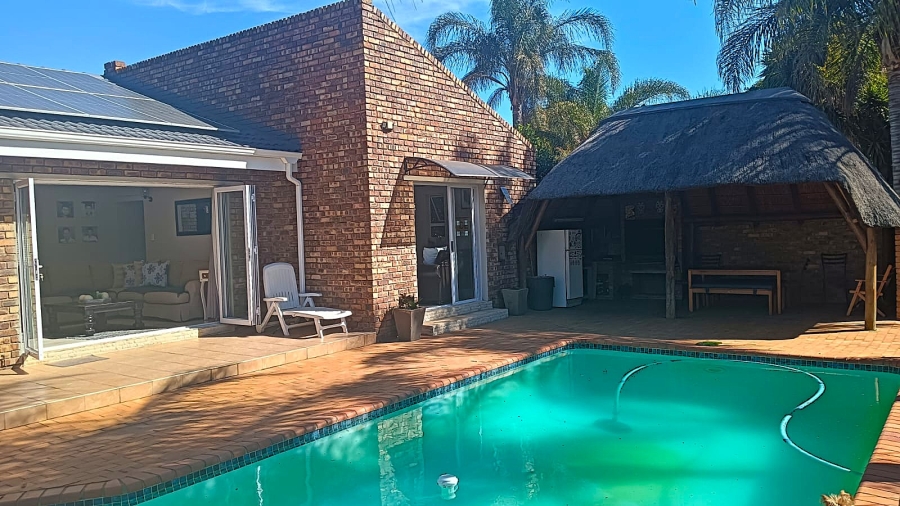 4 Bedroom Property for Sale in Edleen Gauteng