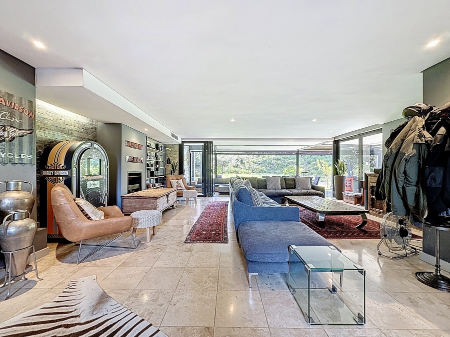3 Bedroom Property for Sale in Lombardy Estate Gauteng