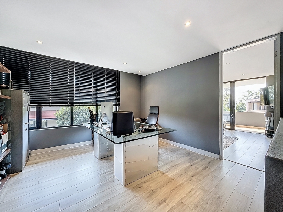 3 Bedroom Property for Sale in Lombardy Estate Gauteng