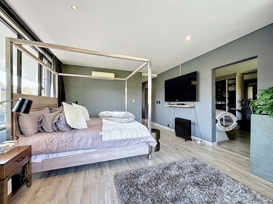 3 Bedroom Property for Sale in Lombardy Estate Gauteng