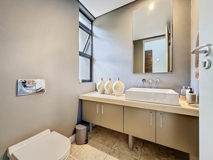 3 Bedroom Property for Sale in Lombardy Estate Gauteng