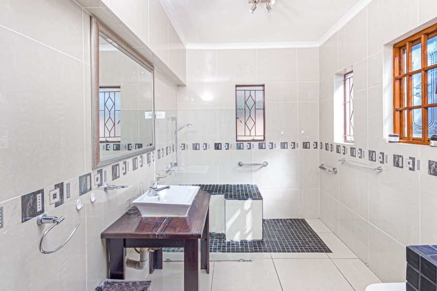 3 Bedroom Property for Sale in Florida Park Gauteng