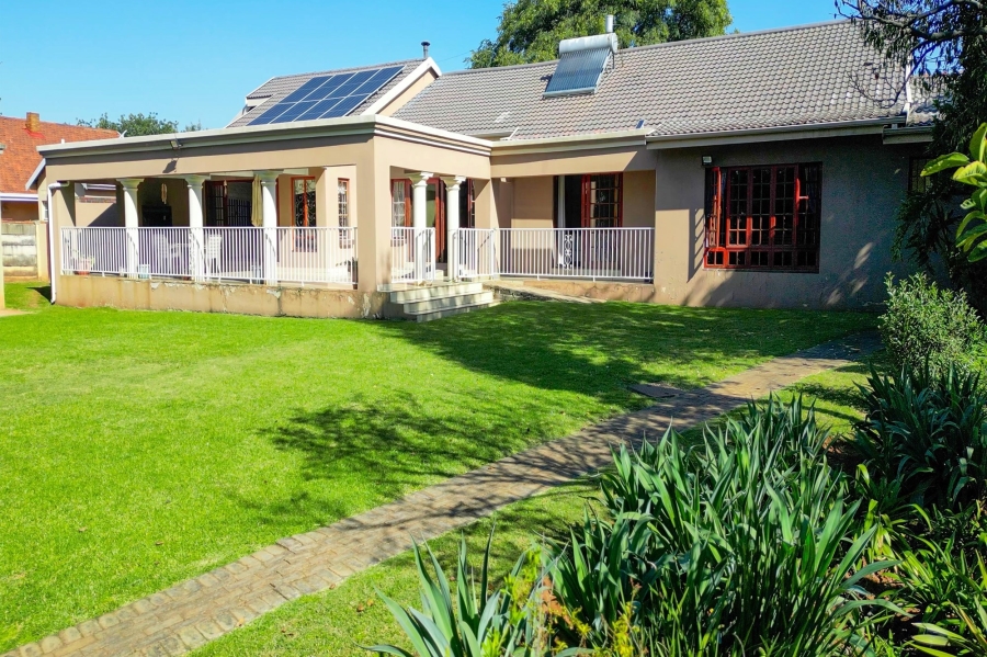 3 Bedroom Property for Sale in Florida Park Gauteng