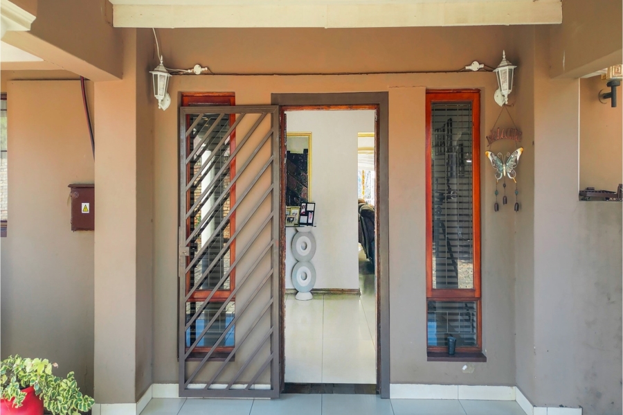 3 Bedroom Property for Sale in Florida Park Gauteng