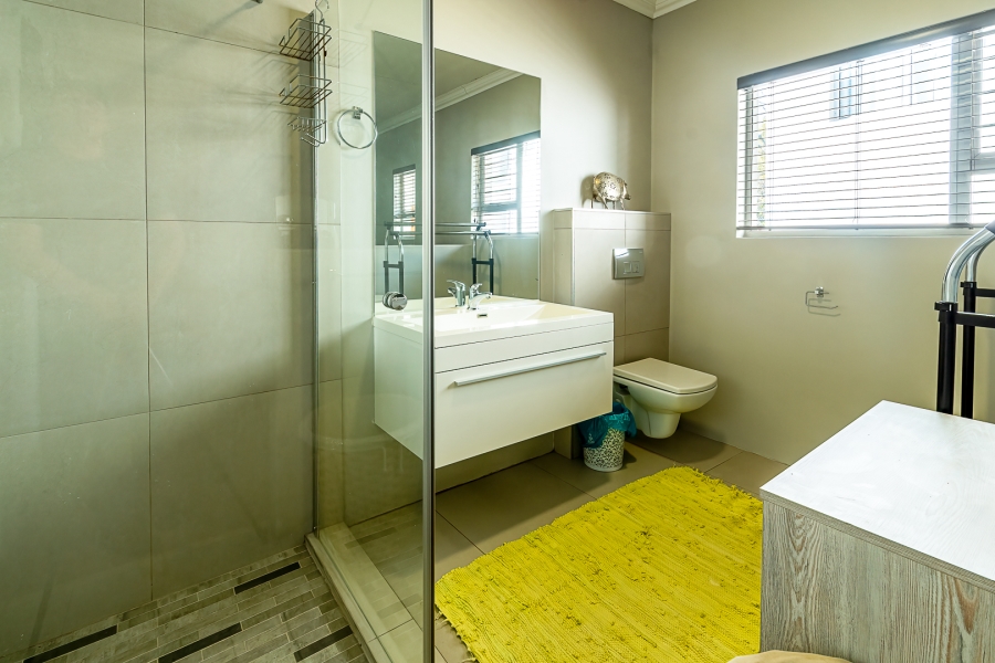 5 Bedroom Property for Sale in Lynnwood Glen Gauteng