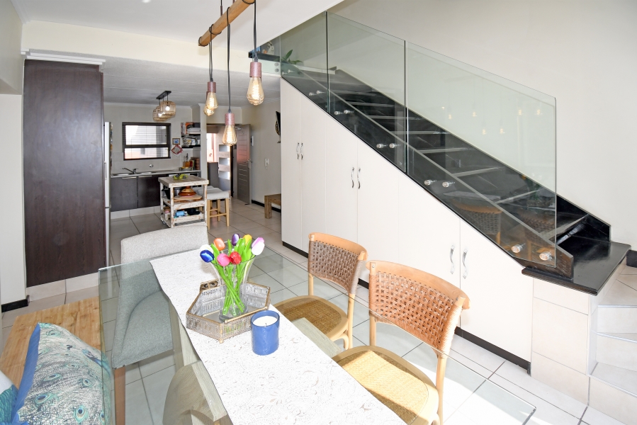 2 Bedroom Property for Sale in Lonehill Gauteng