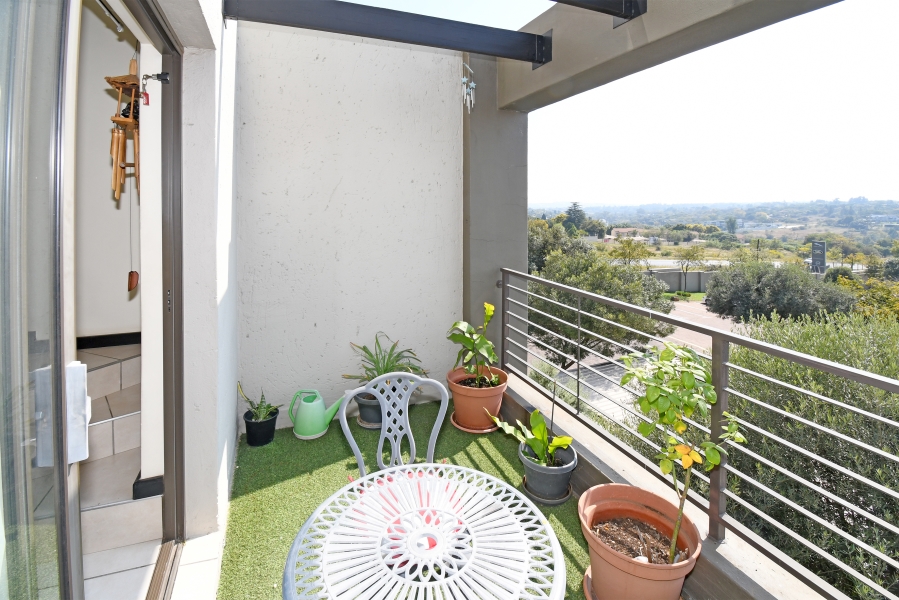 2 Bedroom Property for Sale in Lonehill Gauteng