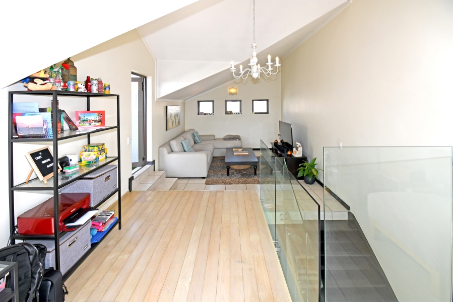 2 Bedroom Property for Sale in Lonehill Gauteng
