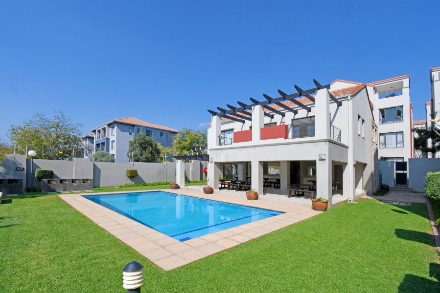 2 Bedroom Property for Sale in Lonehill Gauteng