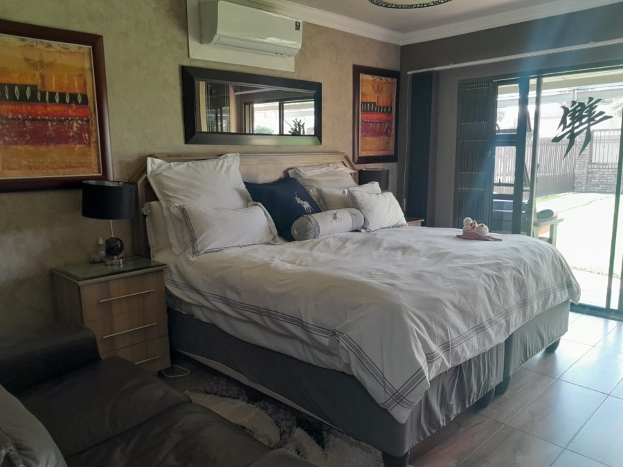 To Let 4 Bedroom Property for Rent in Falcon Ridge Gauteng