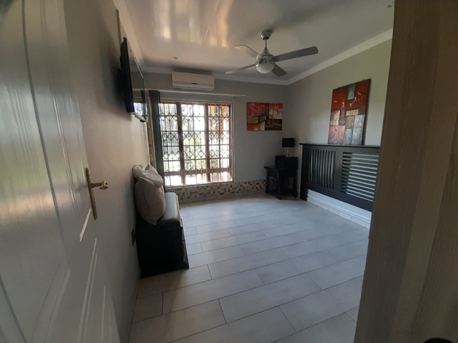 To Let 4 Bedroom Property for Rent in Falcon Ridge Gauteng