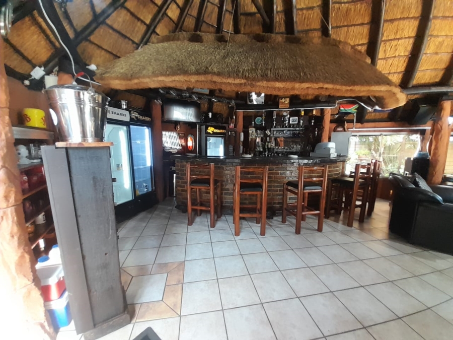 To Let 4 Bedroom Property for Rent in Falcon Ridge Gauteng
