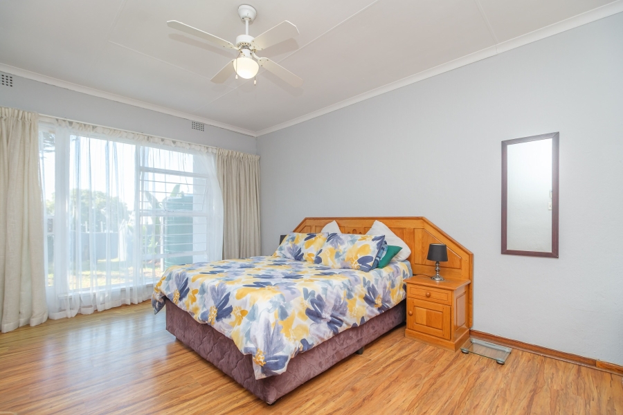 4 Bedroom Property for Sale in Wilro Park Gauteng