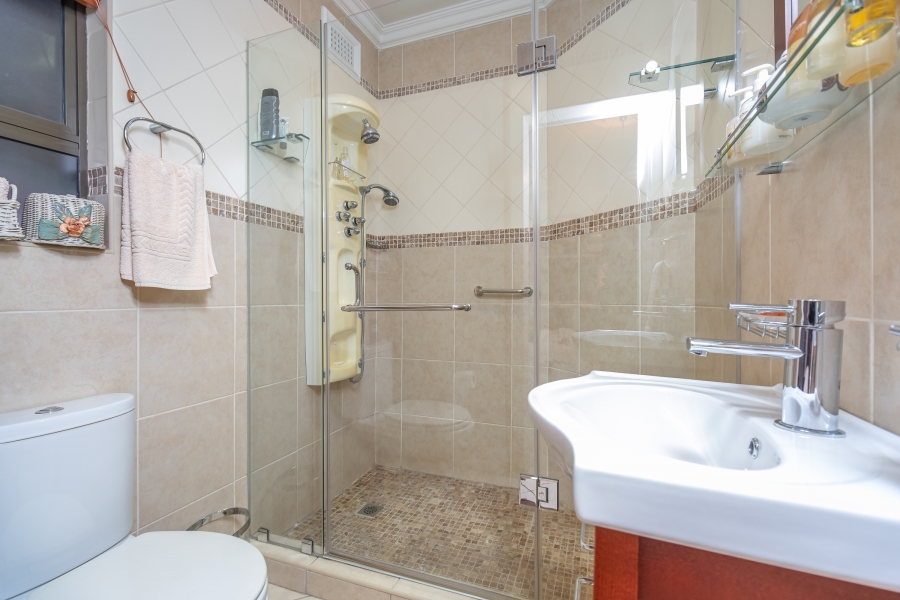 3 Bedroom Property for Sale in Lonehill Gauteng