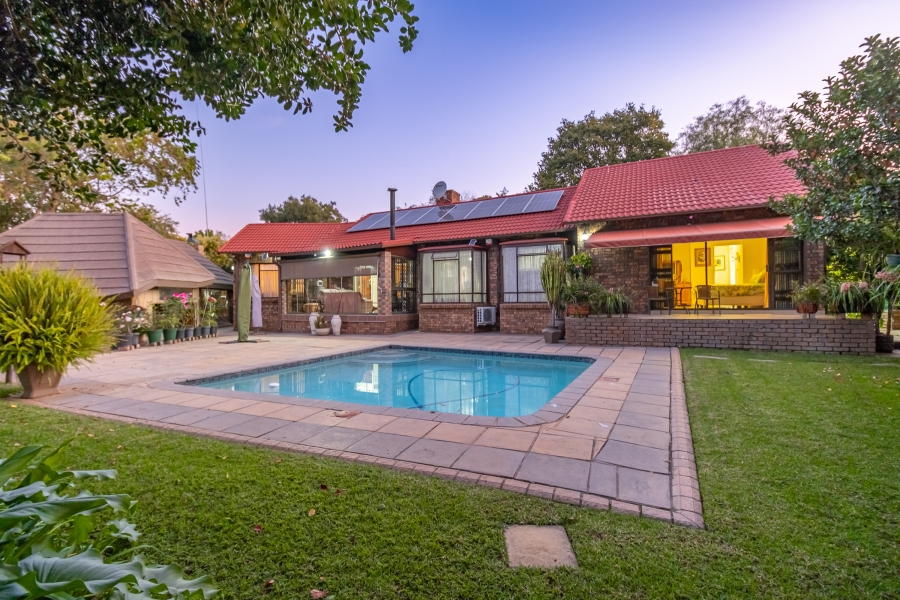 3 Bedroom Property for Sale in Lonehill Gauteng