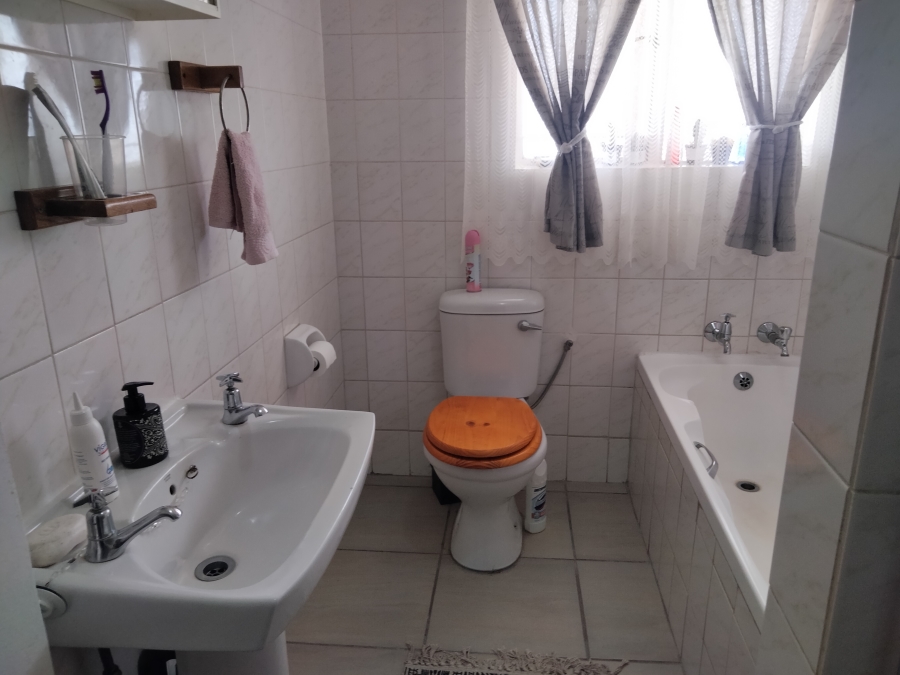 2 Bedroom Property for Sale in Krugersdorp North Gauteng