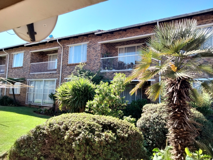 2 Bedroom Property for Sale in Krugersdorp North Gauteng