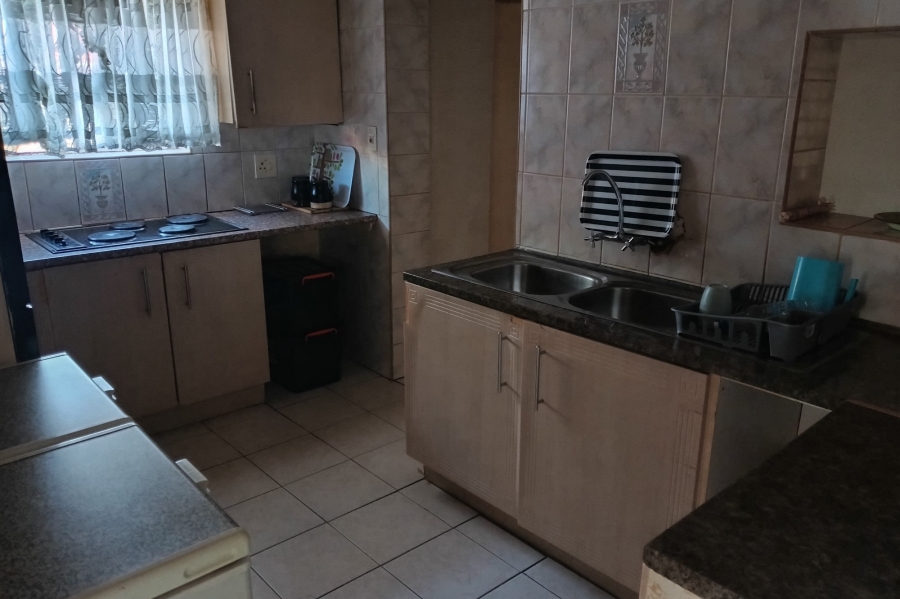 4 Bedroom Property for Sale in Bakerton Gauteng