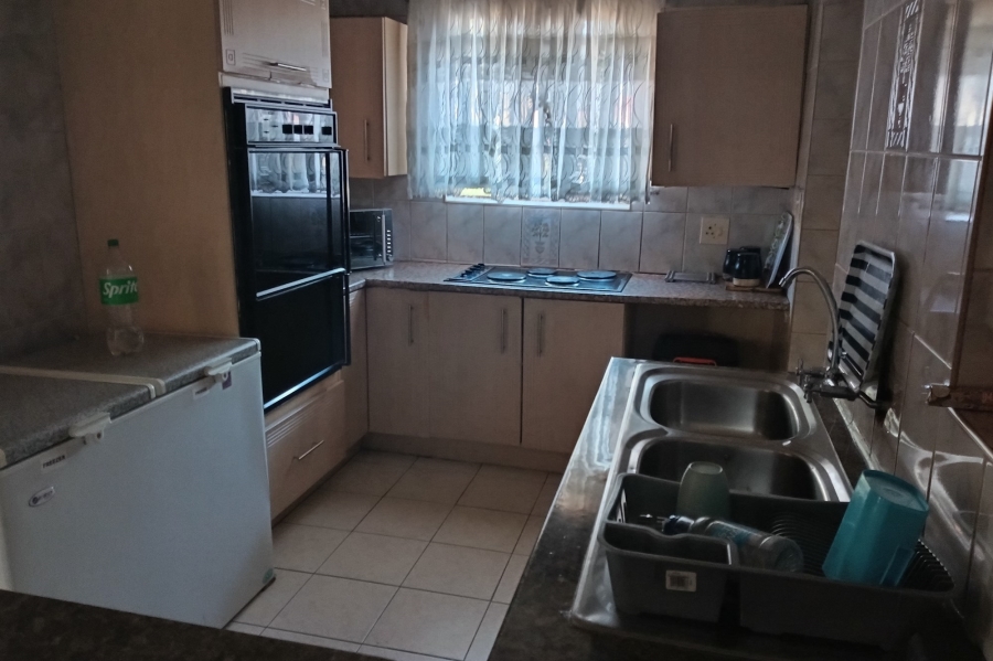 4 Bedroom Property for Sale in Bakerton Gauteng