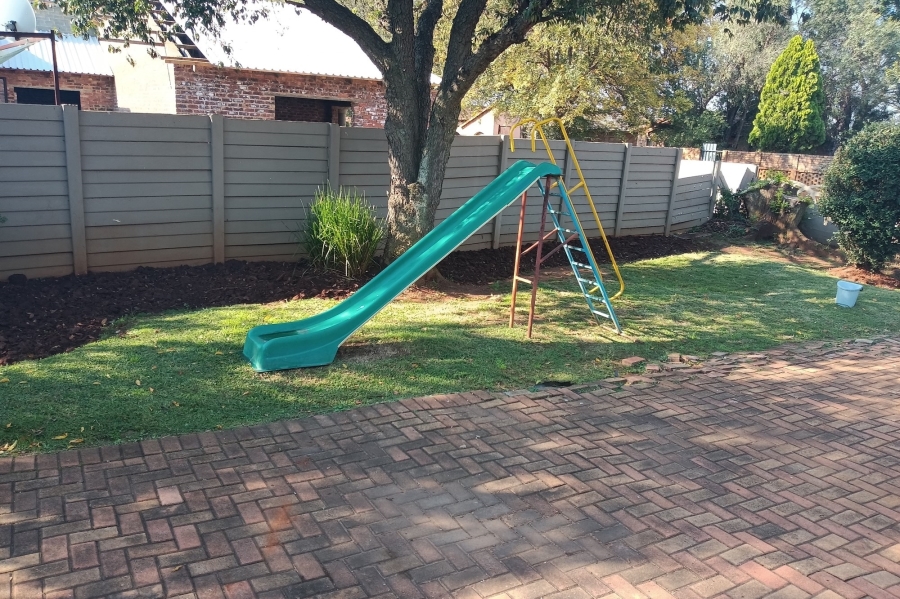4 Bedroom Property for Sale in Bakerton Gauteng