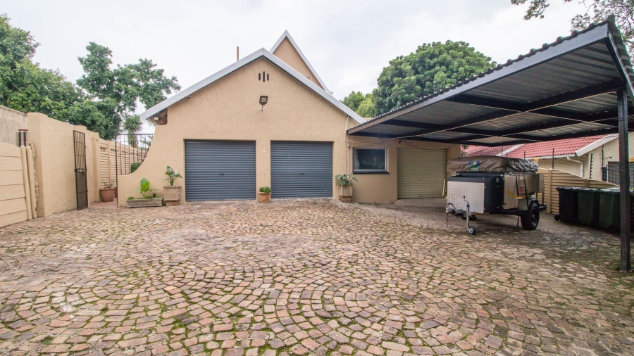 4 Bedroom Property for Sale in Eden Glen Gauteng