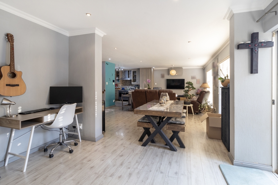 3 Bedroom Property for Sale in Moreleta Park Gauteng