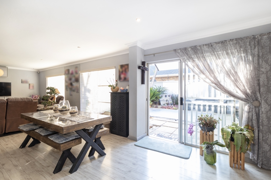 3 Bedroom Property for Sale in Moreleta Park Gauteng