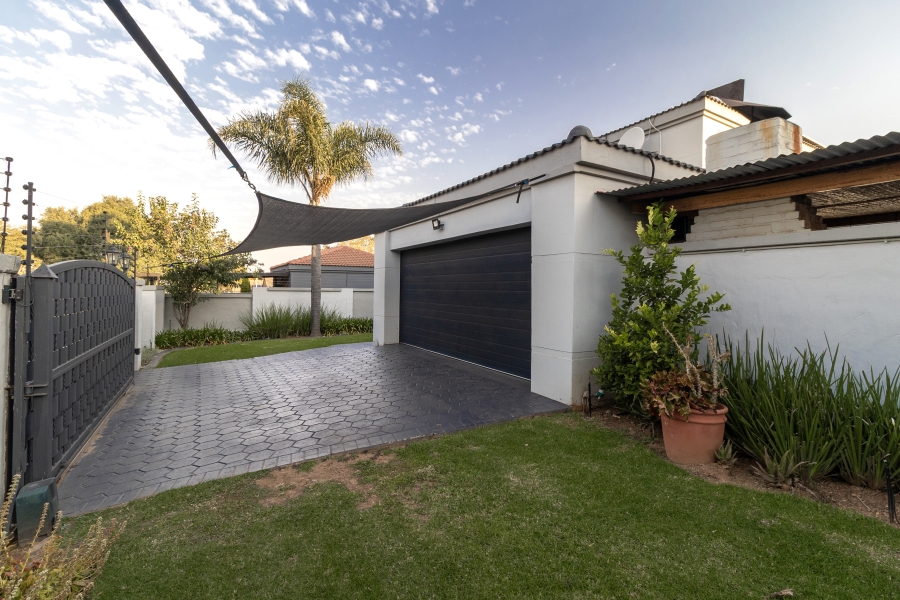 3 Bedroom Property for Sale in Moreleta Park Gauteng