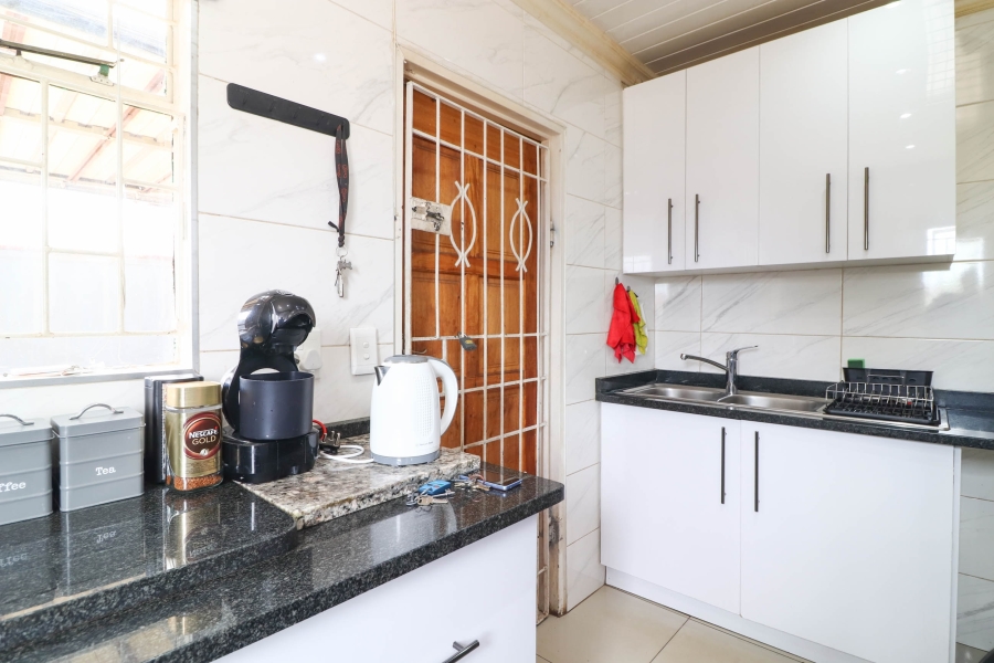 3 Bedroom Property for Sale in Lenasia Ext 11 Gauteng