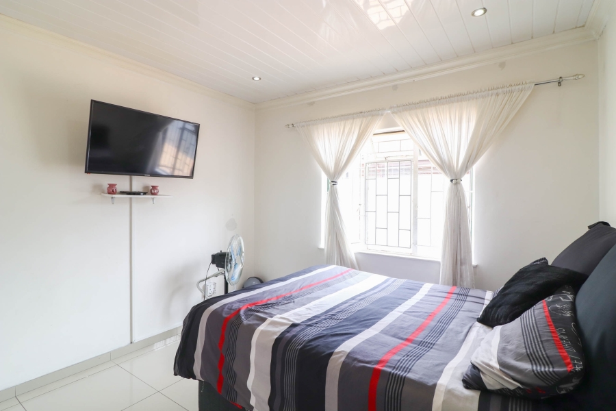 3 Bedroom Property for Sale in Lenasia Ext 11 Gauteng