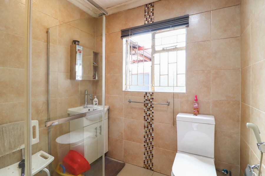 3 Bedroom Property for Sale in Lenasia Ext 11 Gauteng