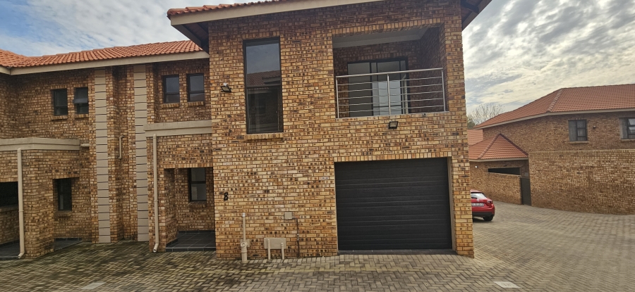 3 Bedroom Property for Sale in Elandshaven Gauteng